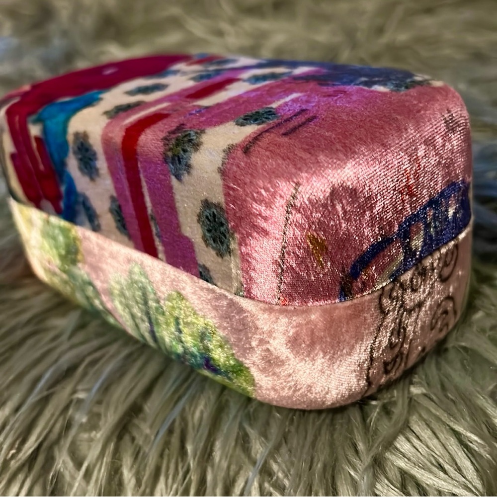 JOHNNY WAS Boho Floral Soft Velvet Sunglasses Case Whimsical AvantGarde HTF Rare - Picture 11 of 15
